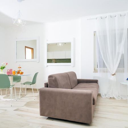 Civico 21 Holiday Home ヴィーコ・エクエンセ エクステリア 写真