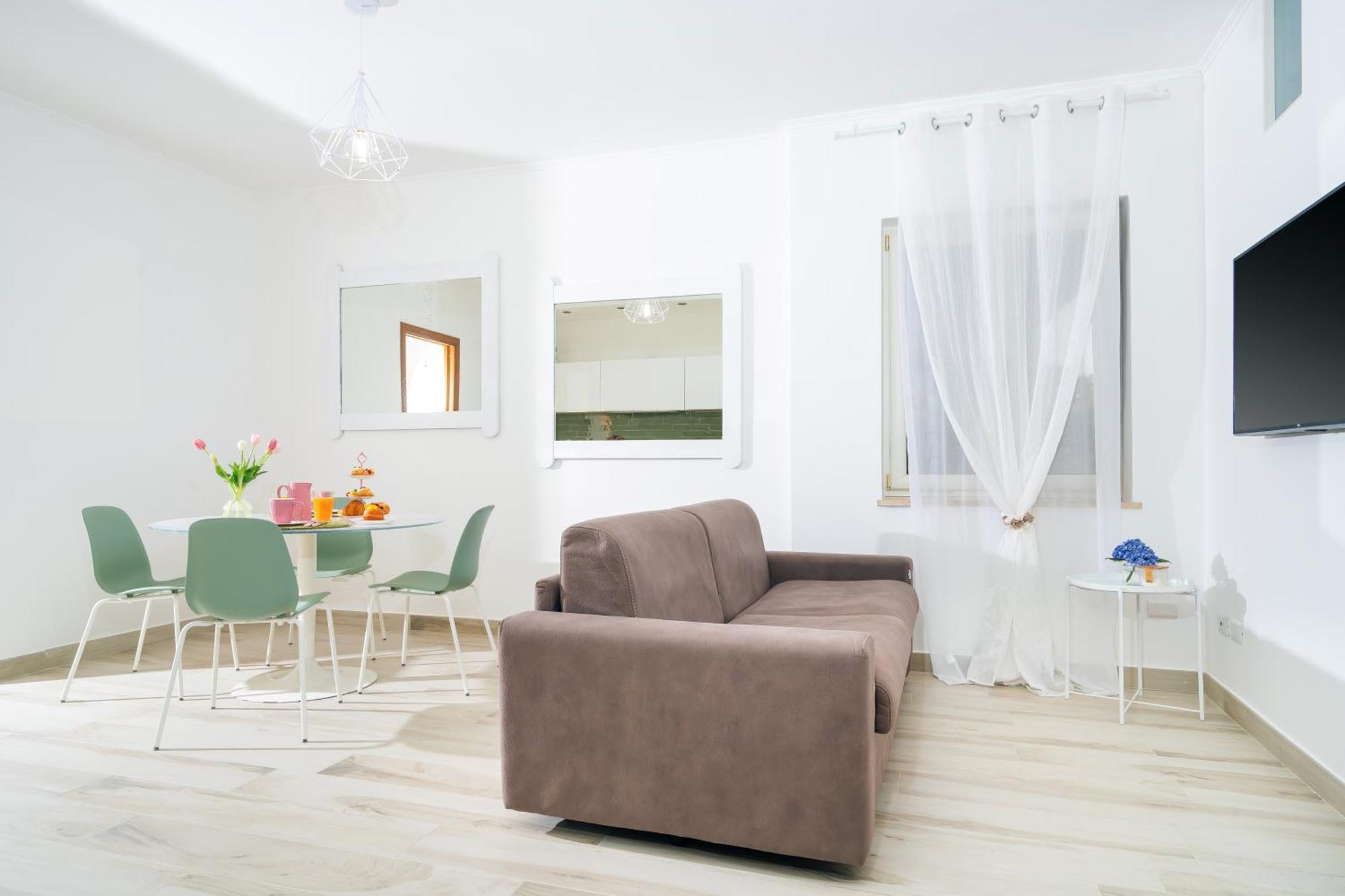 Civico 21 Holiday Home ヴィーコ・エクエンセ エクステリア 写真